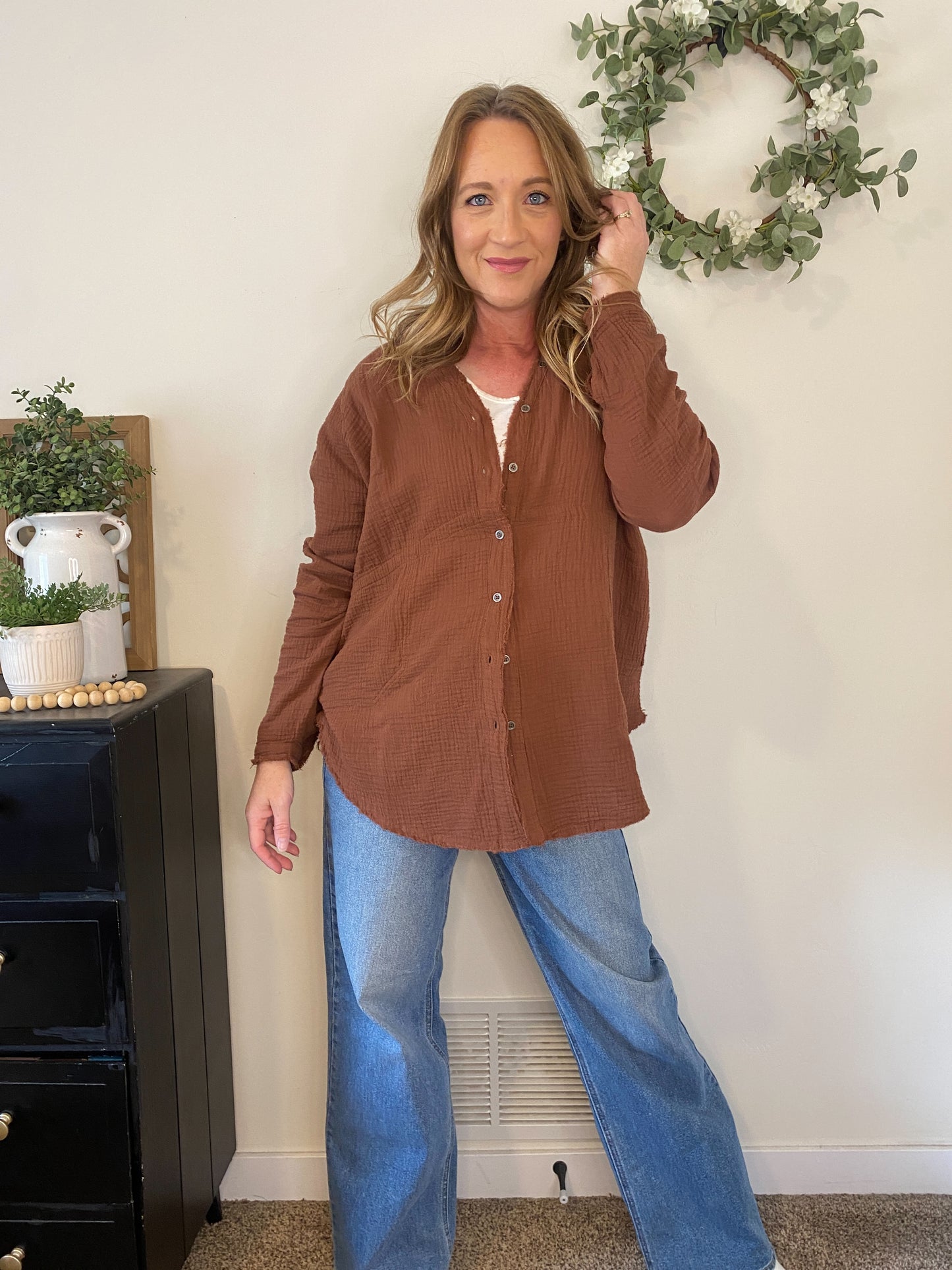 Taryn Button Down in Nutmeg