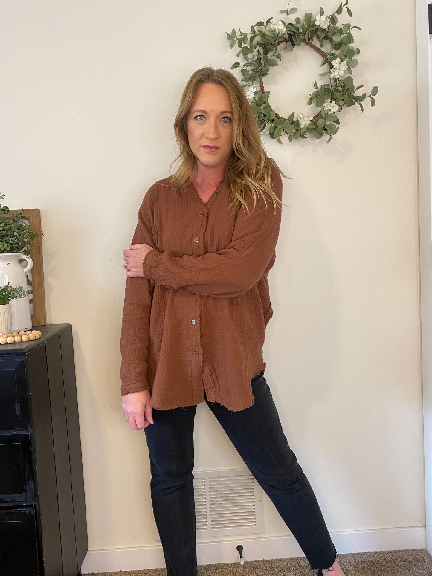 Taryn Button Down in Nutmeg