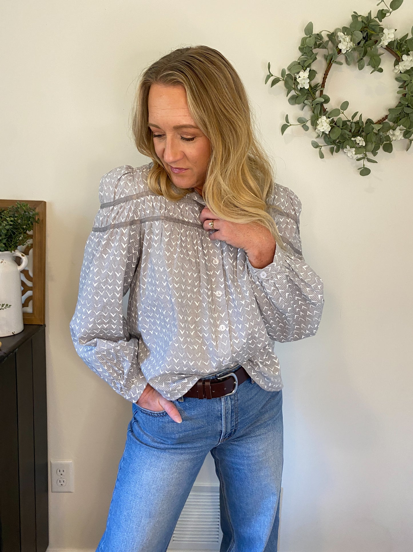 Sparrow Pintuck Puff Sleeve