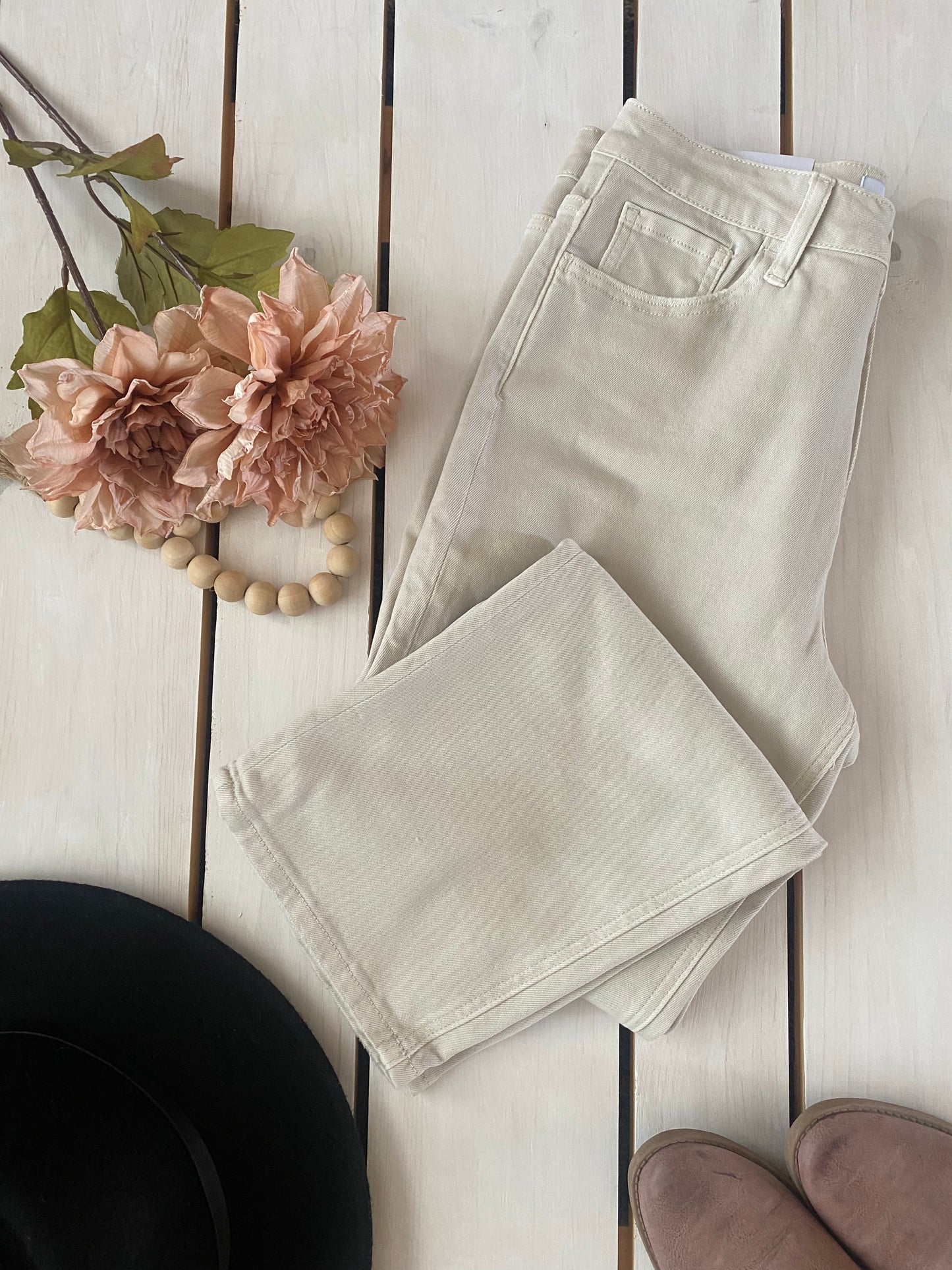 Alyssa 90’s Straight Leg Jean