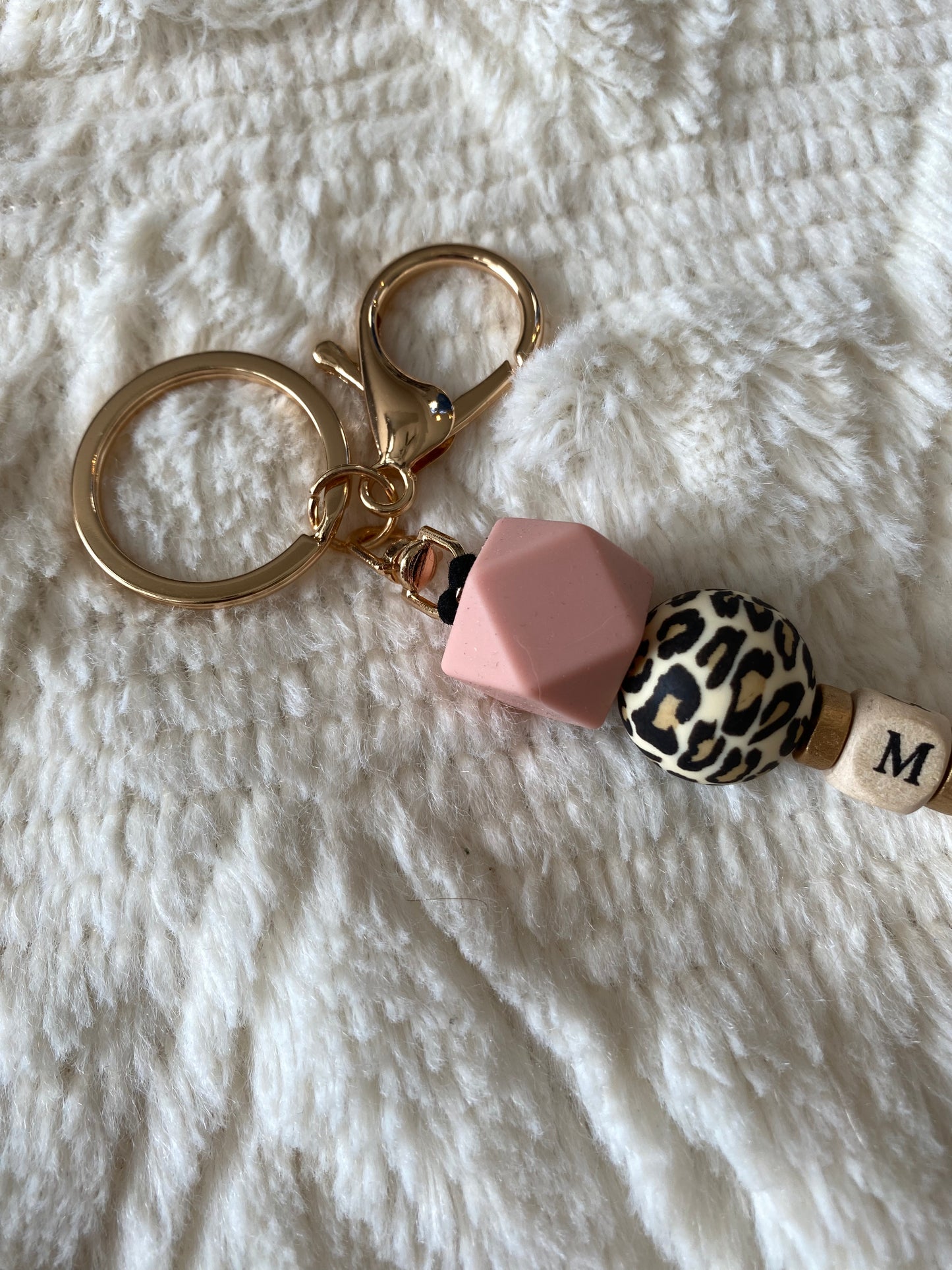 “MAMA” keychain