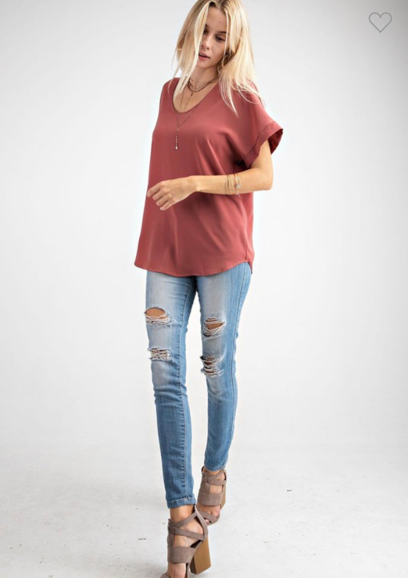 Fran V-neck in Terracotta