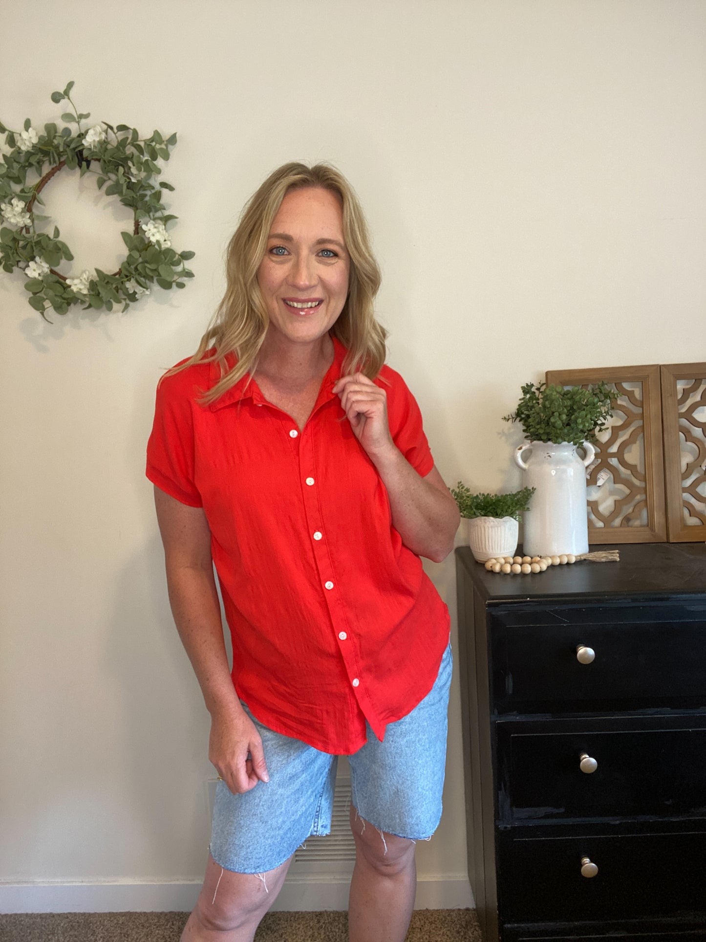 Daisy Coral-Red Button Down