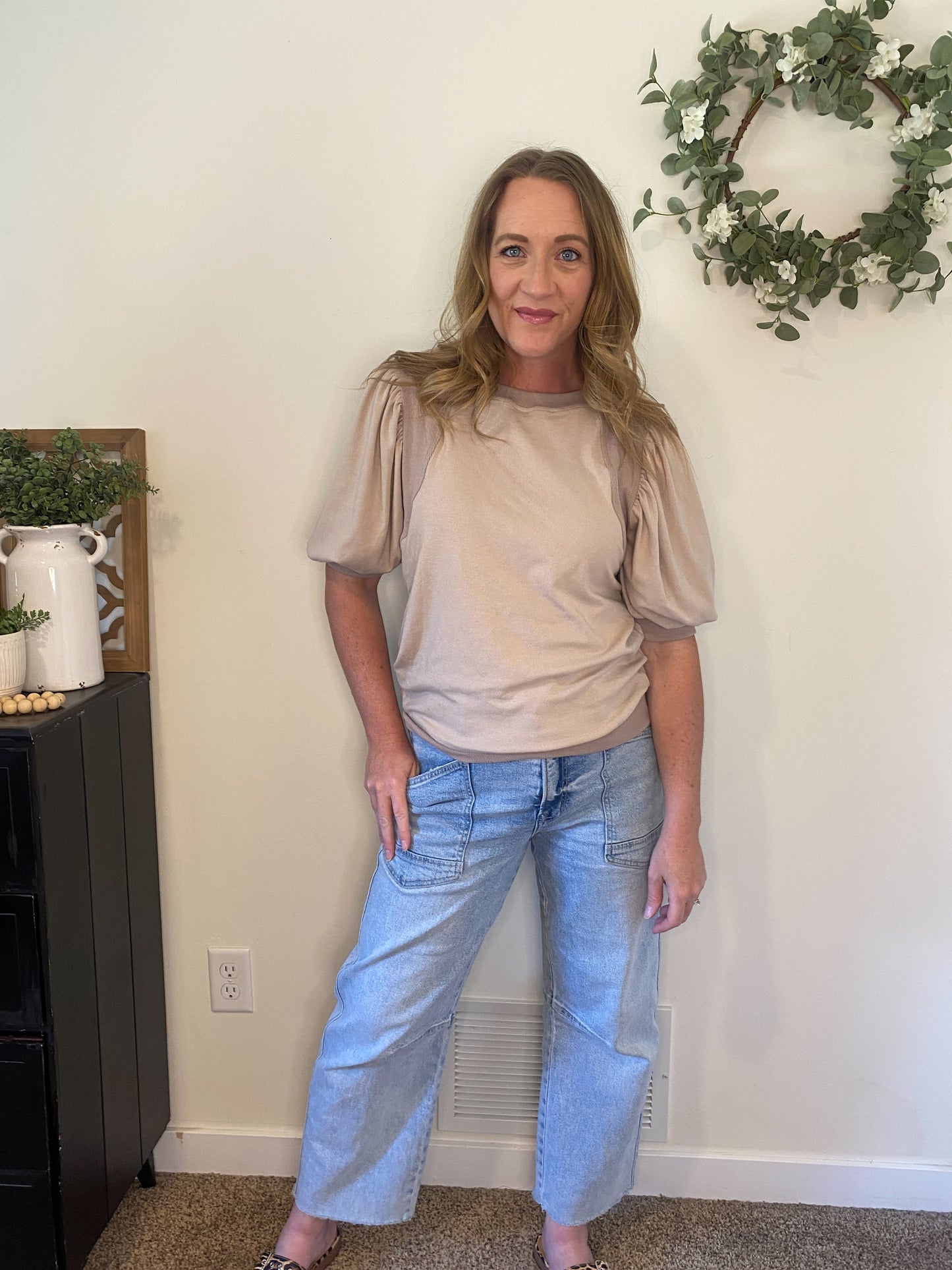 Shae Puff Sleeve Top in Sandstone